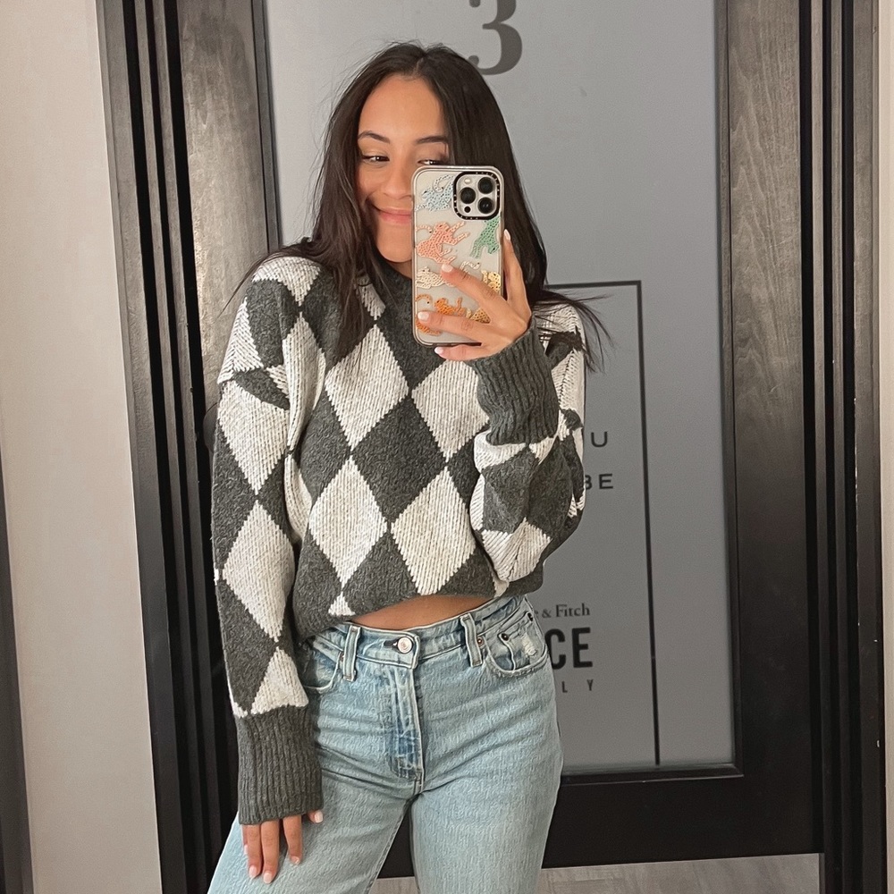 Abercrombie sweater brand new. Never used